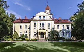 Pałac Nieznanice Zabytek Gościnny